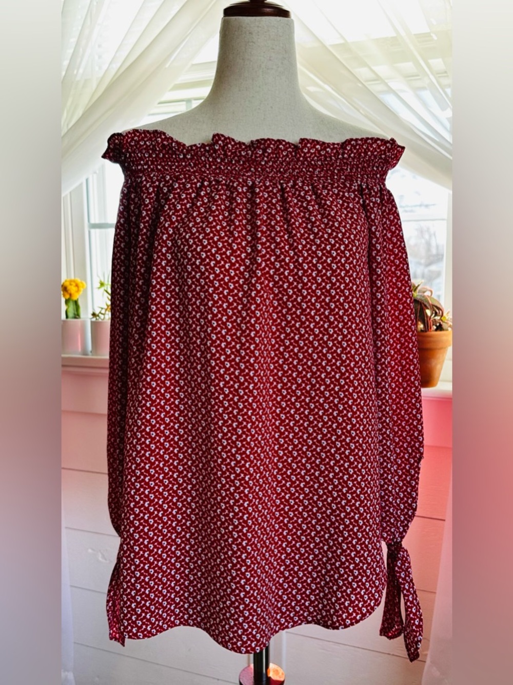 MICHAEL Michael Kors Galyn Off-The-Shoulder Top. NWT! Red Size Small